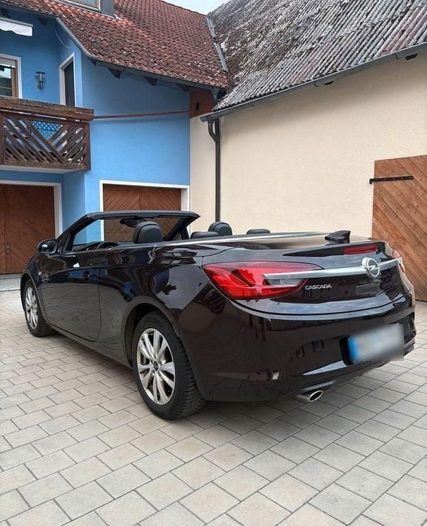 Gebraucht Opel Cascada Innovation 120 PS (88 kW) 2017 Braun Cabrio