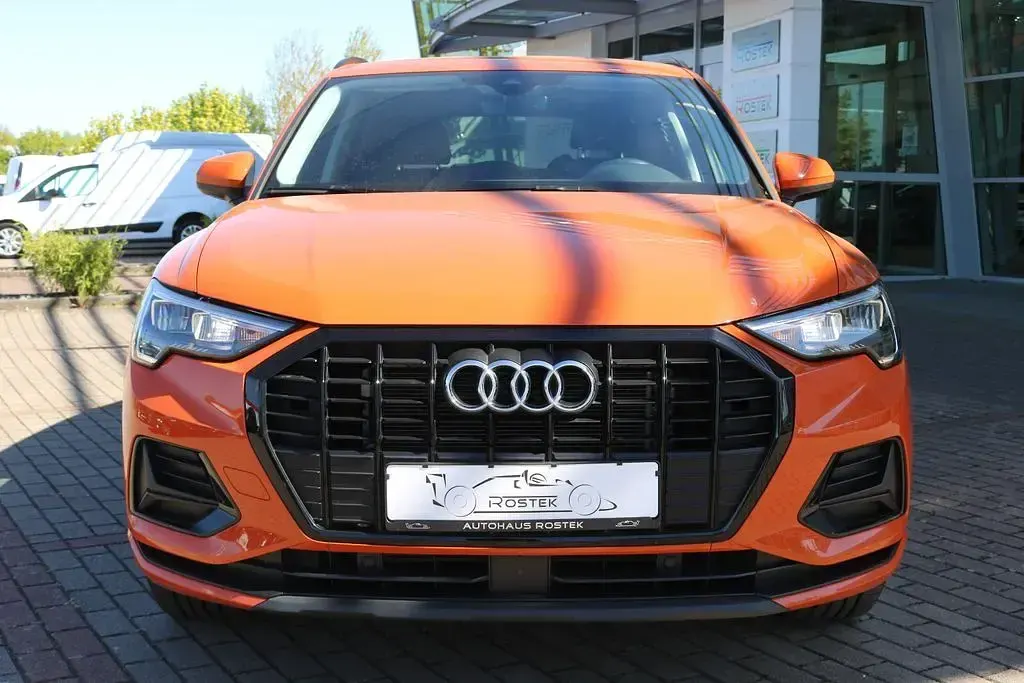 Gebraucht Audi Q3 Advanced Plus 150 PS (110 kW) 2023 Orange SUV