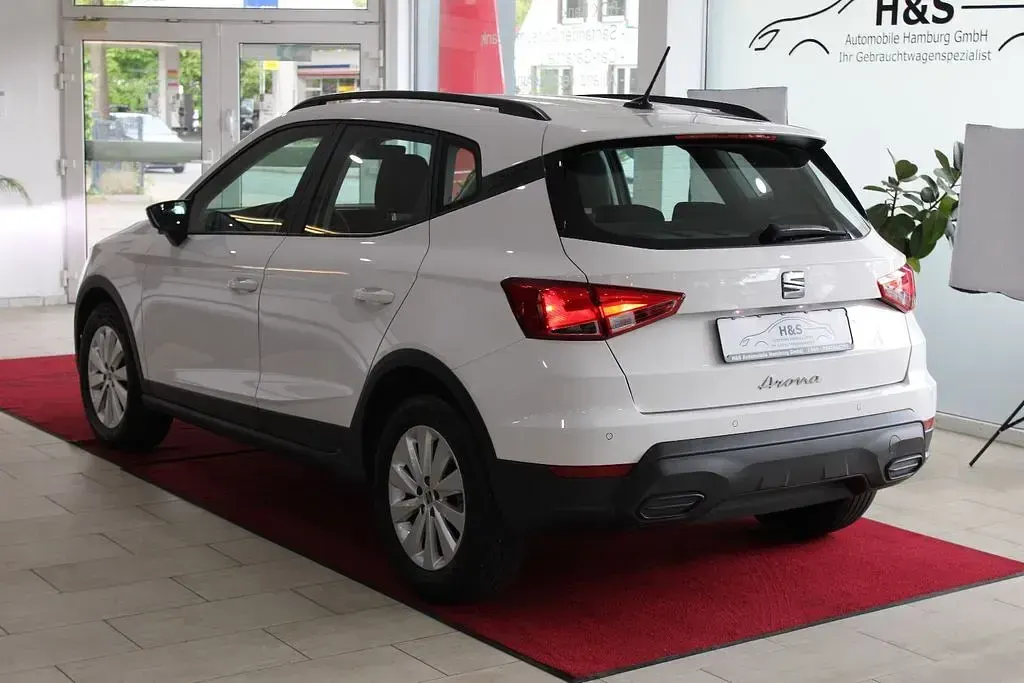 Gebraucht Seat Arona Style 110 PS (80 kW) 2023 "candy" weiss SUV