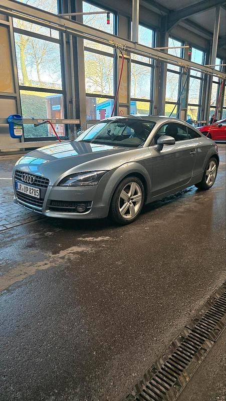 Grau Gebraucht 2006 Audi TT Coupé | 7.900 € (Fairer Preis) - Bild 1/4