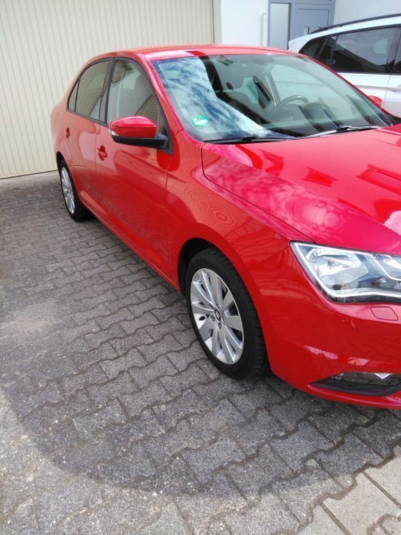 Gebraucht Seat Toledo Style 110 PS (80 kW) 2016 Rot Limousine