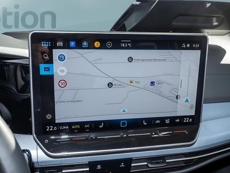 Gebraucht VW Golf VIII 150 PS (110 kW) 2025 Grau Kleinwagen