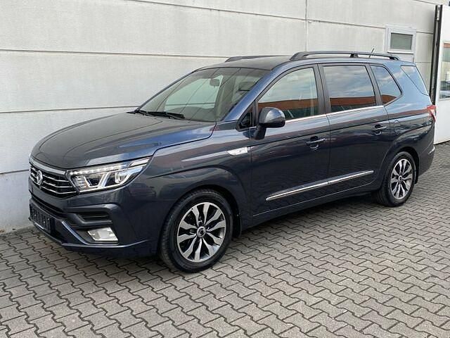 Gebraucht SsangYong Rodius 178 PS (130 kW) 2019 Andere farbe Van / Kleinbus