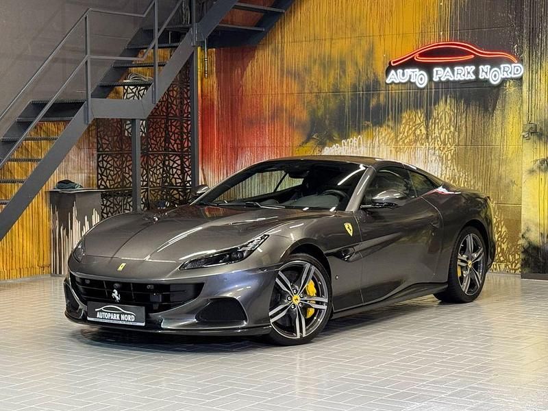 Grau Gebraucht 2021 Ferrari Portofino Cabrio | 219.900 € (Superpreis) - Bild 1/4