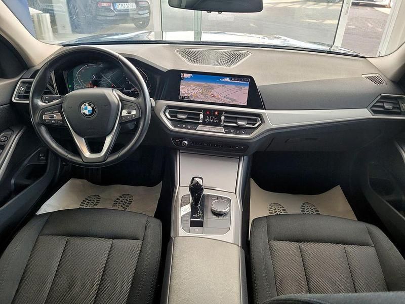 Gebraucht BMW 320 190 PS (139 kW) 2022 Schwarz Kombi