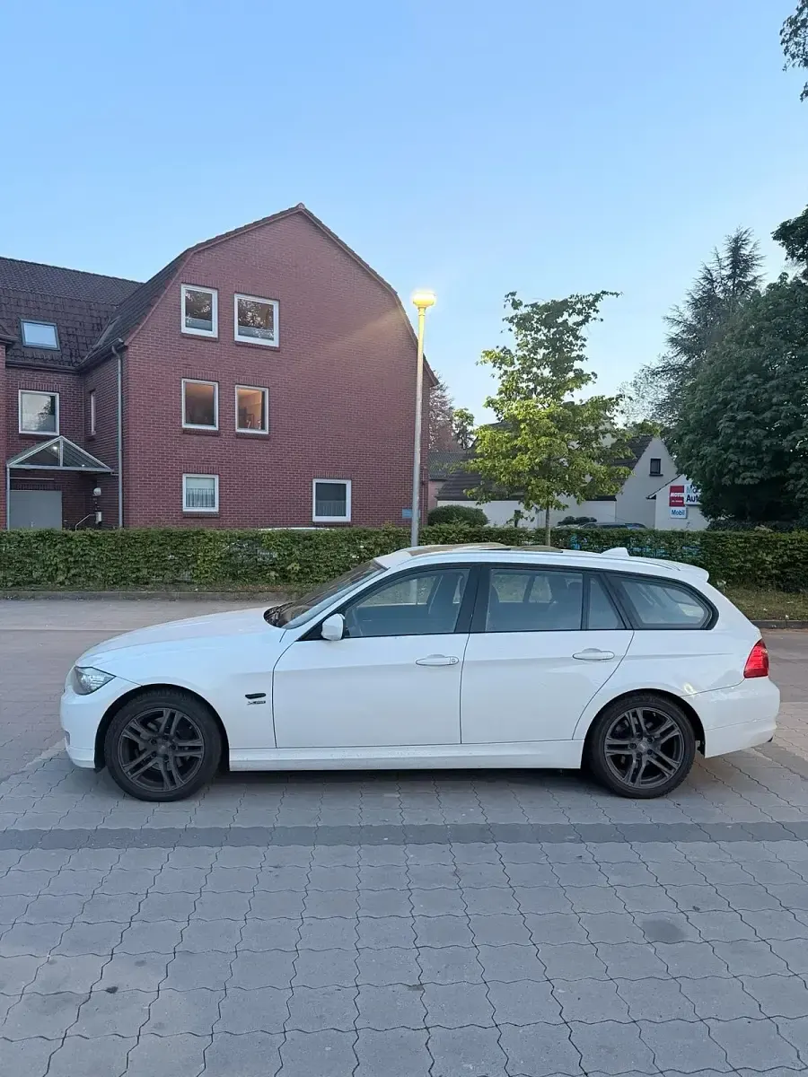 Usata BMW 320 184 CV (135 kW) 2012 Bianco Station wagon