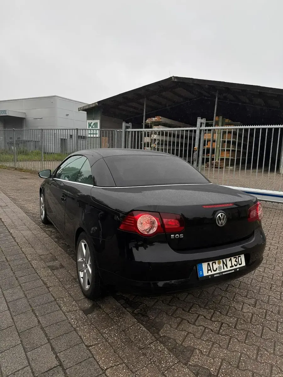 Brugt VW Eos 122 HK (89 kW) 2010 Sort Cabriolet