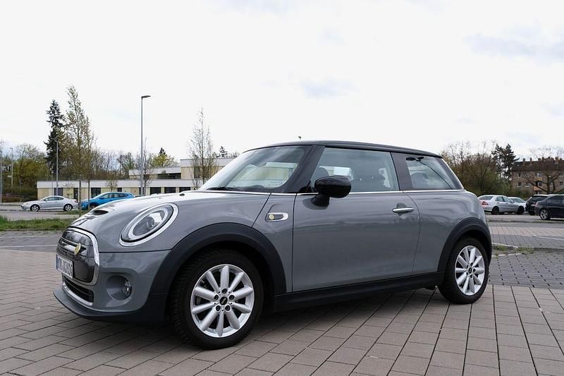 Gebraucht Mini Cooper SE 135 kW (184 PS) 2020 Grau Kleinwagen