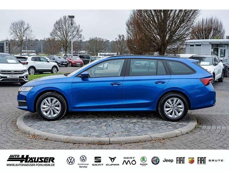 Gebraucht Skoda Octavia Selection 150 PS (110 kW) 2025 Blau Kombi