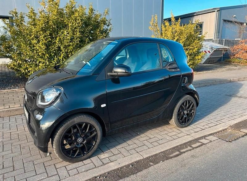Gebraucht Smart ForTwo Coupé 90 PS (66 kW) 2015 Schwarz Coupé