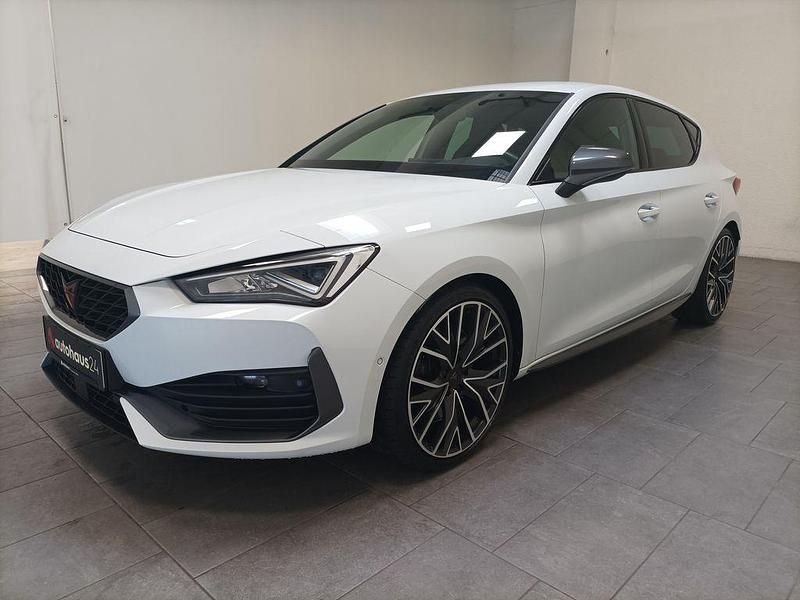 Gebraucht Cupra Leon VZ 301 PS (221 kW) 2022 Weiß Limousine