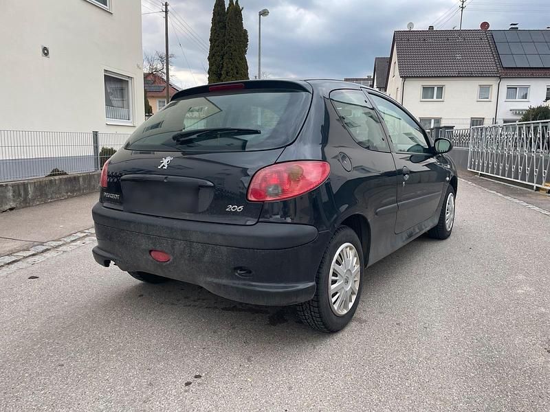 Gebraucht Peugeot 206 60 PS (44 kW) 2005 Schwarz Kleinwagen