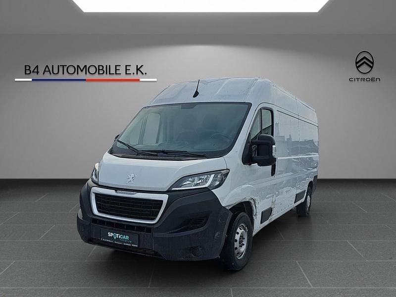 Weiß Gebraucht 2024 Peugeot Boxer Van | 16.541 € - Bild 1/1
