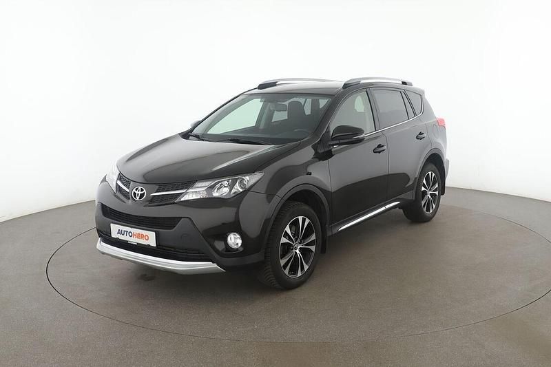 Braun Gebraucht 2015 Toyota RAV4 Edition-S SUV | 17.560 € (Etwas zu teuer) - Bild 1/3