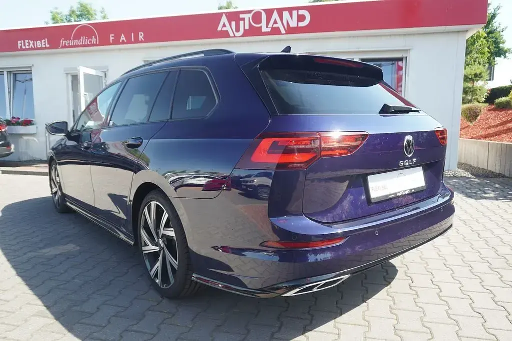 Gebraucht VW Golf VIII R-line 150 PS (110 kW) 2021 Blau Kombi