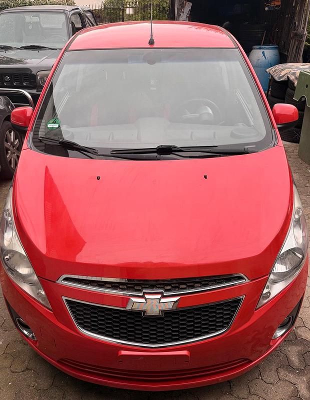 Gebraucht Chevrolet Spark LS 68 PS (50 kW) 2011 Rot Kleinwagen