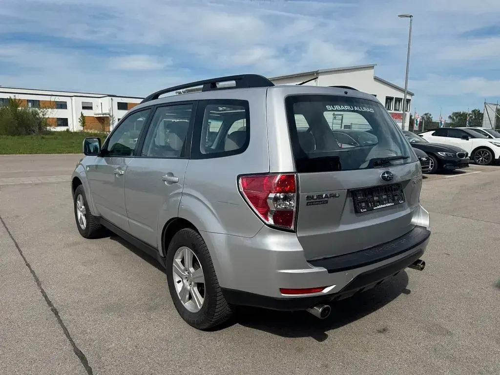 Second-hand Subaru Forester Exclusive+ 150 CP (110 kW) 2008 Argintiu SUV