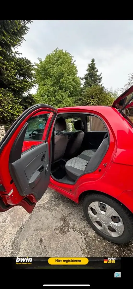 Gebraucht Chevrolet Matiz 52 PS (38 kW) 2010 Rot Kleinwagen