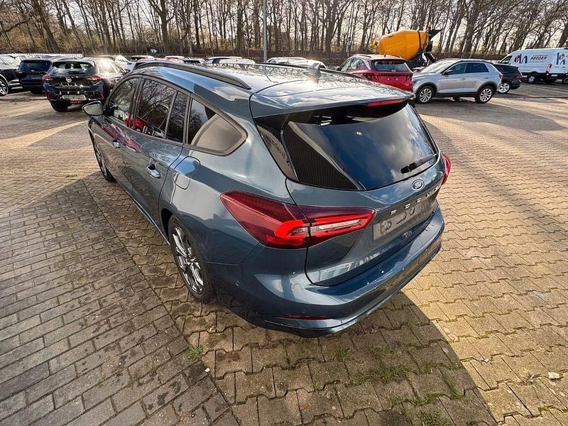 Gebraucht Ford Focus ST-Line 155 PS (114 kW) 2024 Blau Limousine