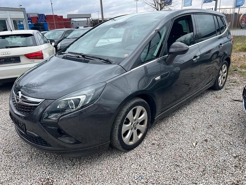 Gebraucht Opel Zafira 140 PS (102 kW) 2012 Grau Van / Kleinbus