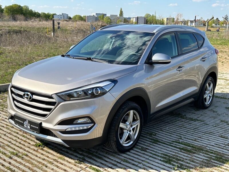 Weiß Gebraucht 2017 Hyundai Tucson Advantage SUV | 17.650 € (Fairer Preis) - Bild 1/4