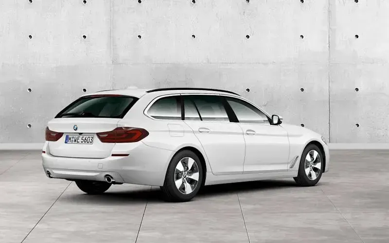 Usata BMW 530 Efficient Dynamics 252 CV (185 kW) 2020 Bianco Station wagon