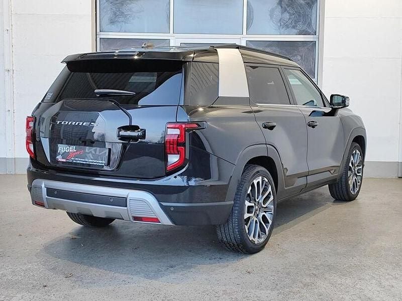 Gebraucht Ssangyong (KGM) Torres 163 PS (119 kW) 2024 Space black SUV