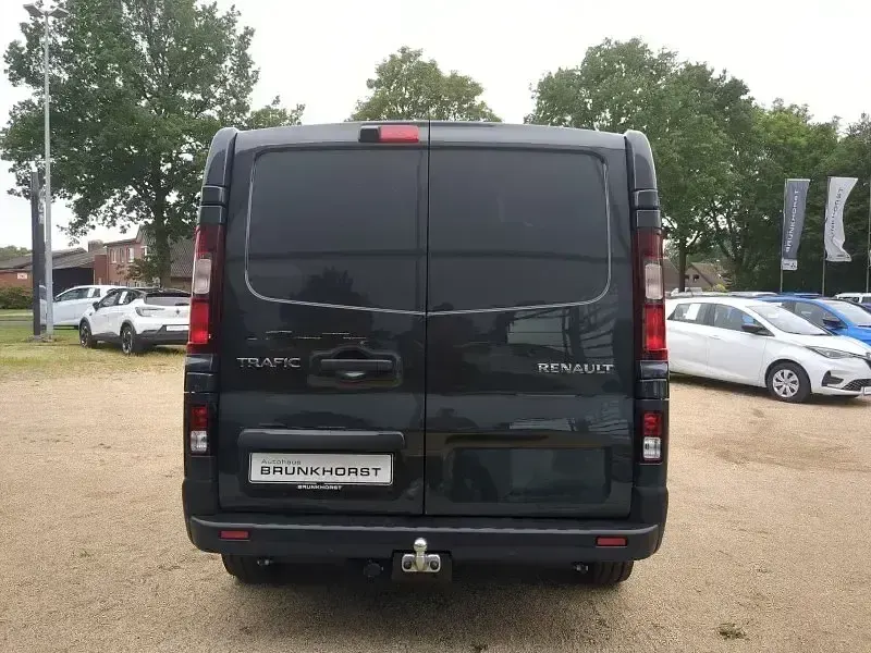 Neu Renault Trafic 170 PS (125 kW) 2025 Kometengrau Van / Kleinbus