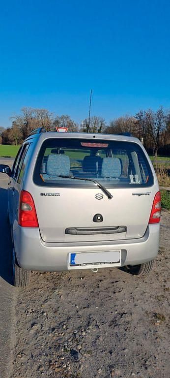 Gebraucht Suzuki Wagon R+ 76 PS (55 kW) 2001 Silber Van / Kleinbus