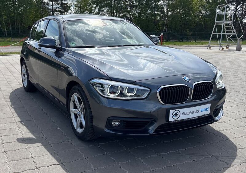 Gebraucht BMW 118 Advantage 136 PS (100 kW) 2017 Grau Kleinwagen