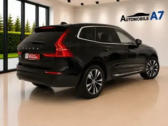 Gebraucht Volvo XC60 Momentum 197 PS (144 kW) 2022 Schwarz SUV