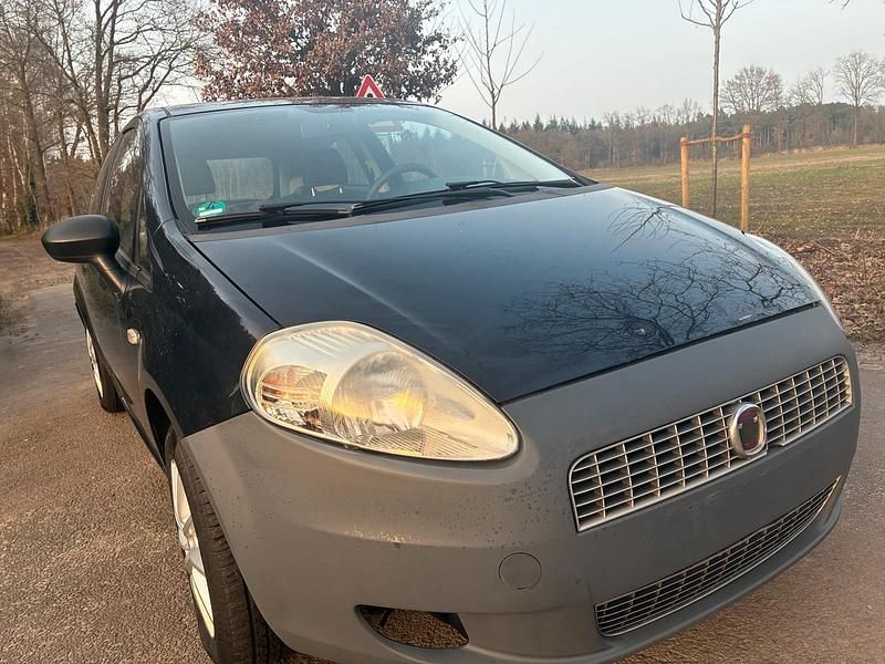 Gebraucht Fiat Punto 70 PS (51 kW) 2009 Schwarz Kleinwagen
