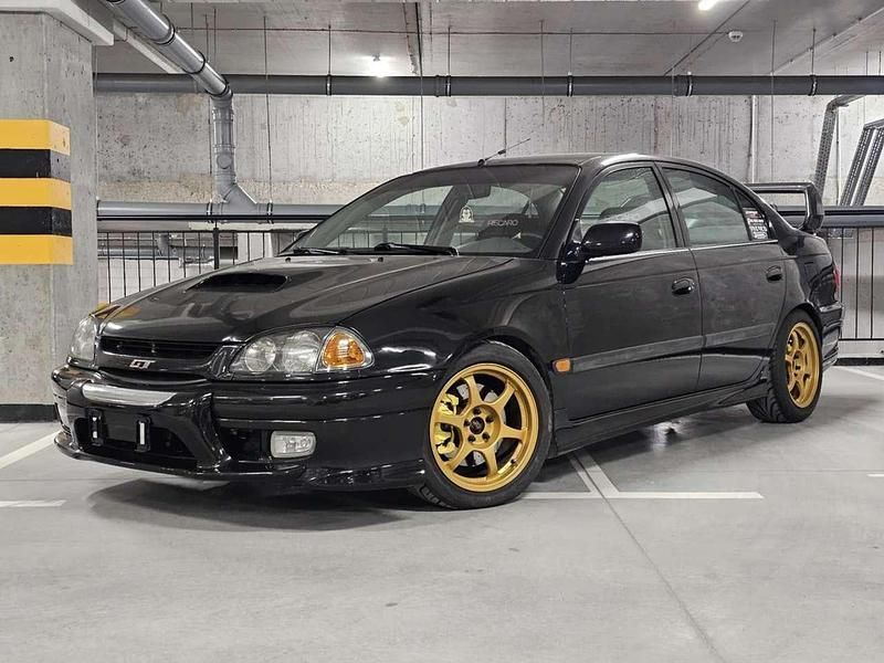Schwarz Gebraucht 2000 Toyota Caldina Kombi | 13.000 € - Bild 1/4