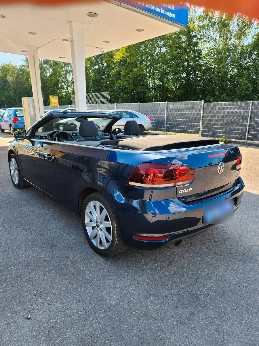 Gebraucht VW Golf Cabriolet Exclusive 105 PS (77 kW) 2012 Blau Cabrio