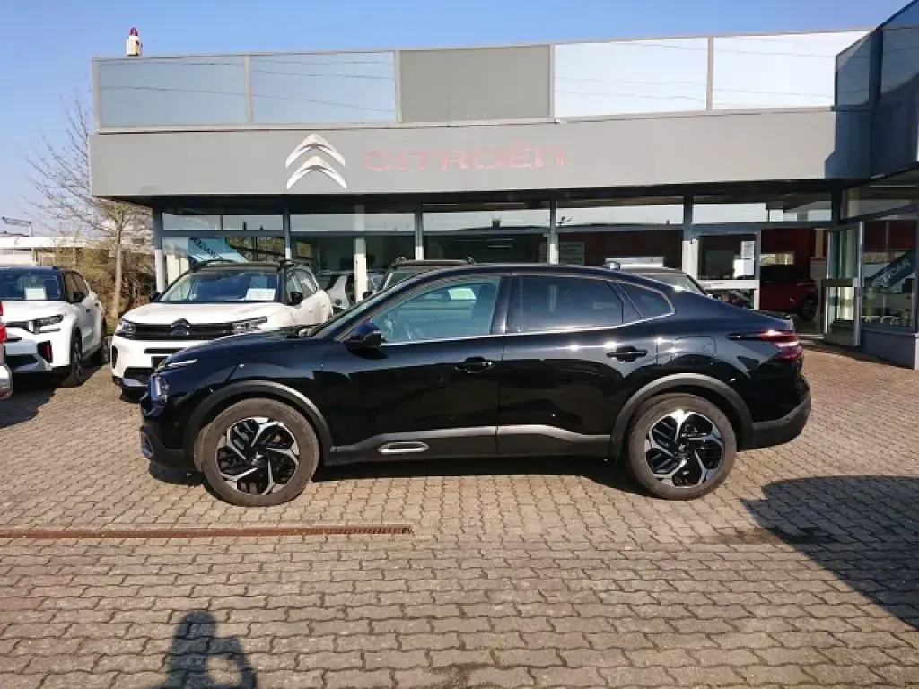 Gebraucht Citroën C4 X PureTech 131 PS (96 kW) 2024 Schwarz SUV