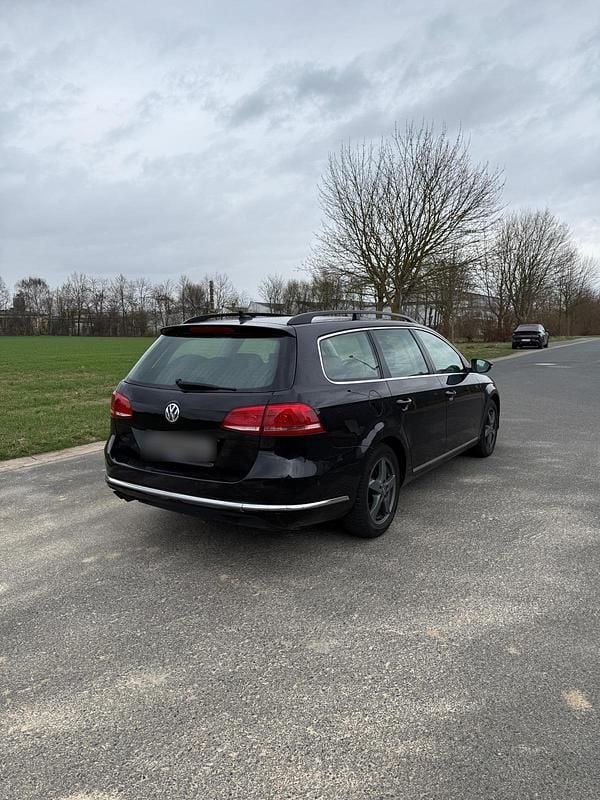 Gebraucht VW Passat 140 PS (102 kW) 2014 Schwarz Kombi