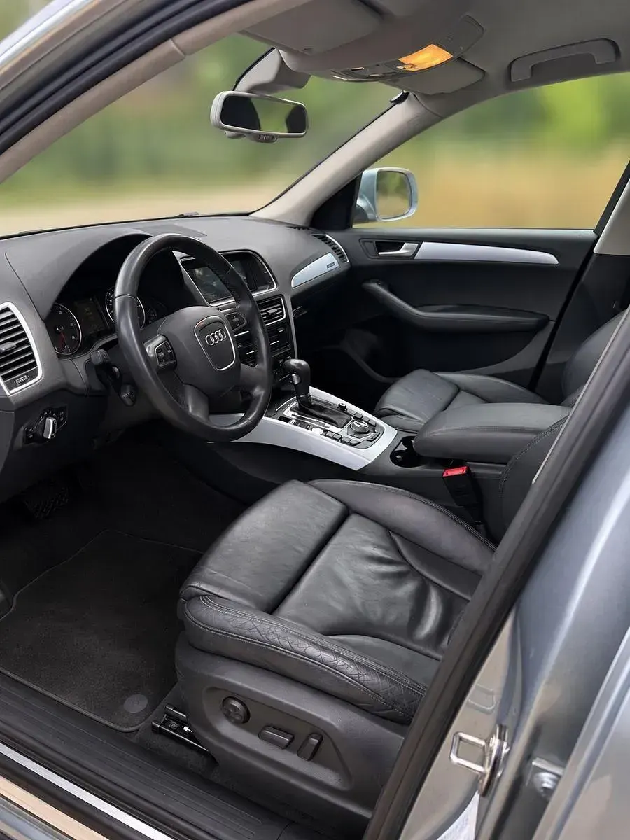 Gebraucht Audi Q5 239 PS (175 kW) 2011 Silber SUV