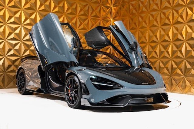 Grau Gebraucht 2021 McLaren 765LT Coupé | 410.000 € - Bild 1/4