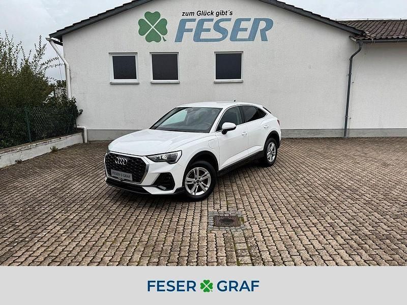 Ibisweiß Gebraucht 2022 Audi Q3 SUV | 25.570 € (Guter Preis) - Bild 1/4