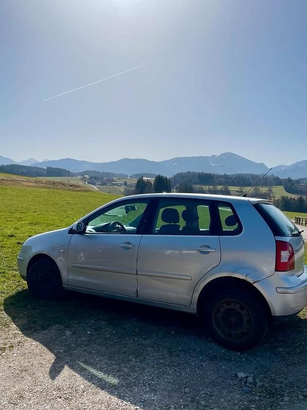 Gebraucht VW Polo 101 PS (74 kW) 2004 Grau Kleinwagen