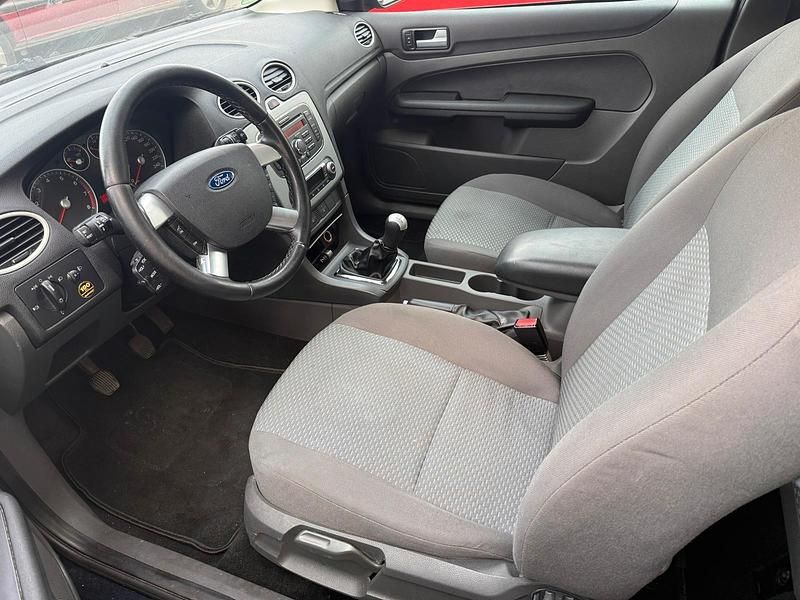 Gebraucht Ford Focus 145 PS (106 kW) 2007 Schwarz Kleinwagen