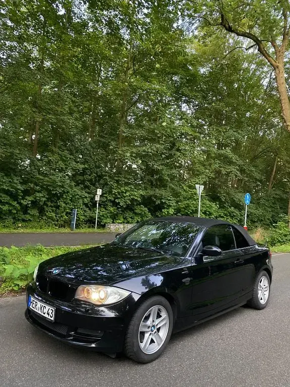 Gebraucht BMW 120 Cabriolet 170 PS (125 kW) 2008 Schwarz Cabrio