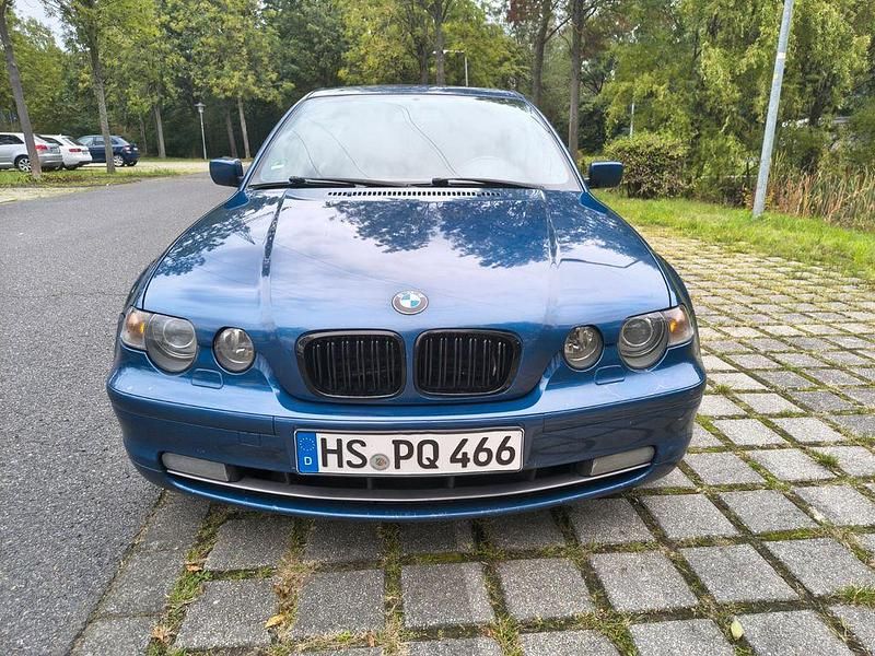 Blau Gebraucht 2002 BMW 325 Sport Line Limousine | 3.200 € (Superpreis) - Bild 1/4