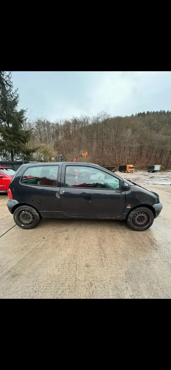 Używany Renault Twingo 58 KM (42 kW) 2002 Czarny Hatchback