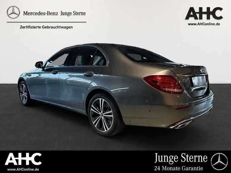 Gebraucht Mercedes E200 160 PS (117 kW) 2020 Grau Limousine