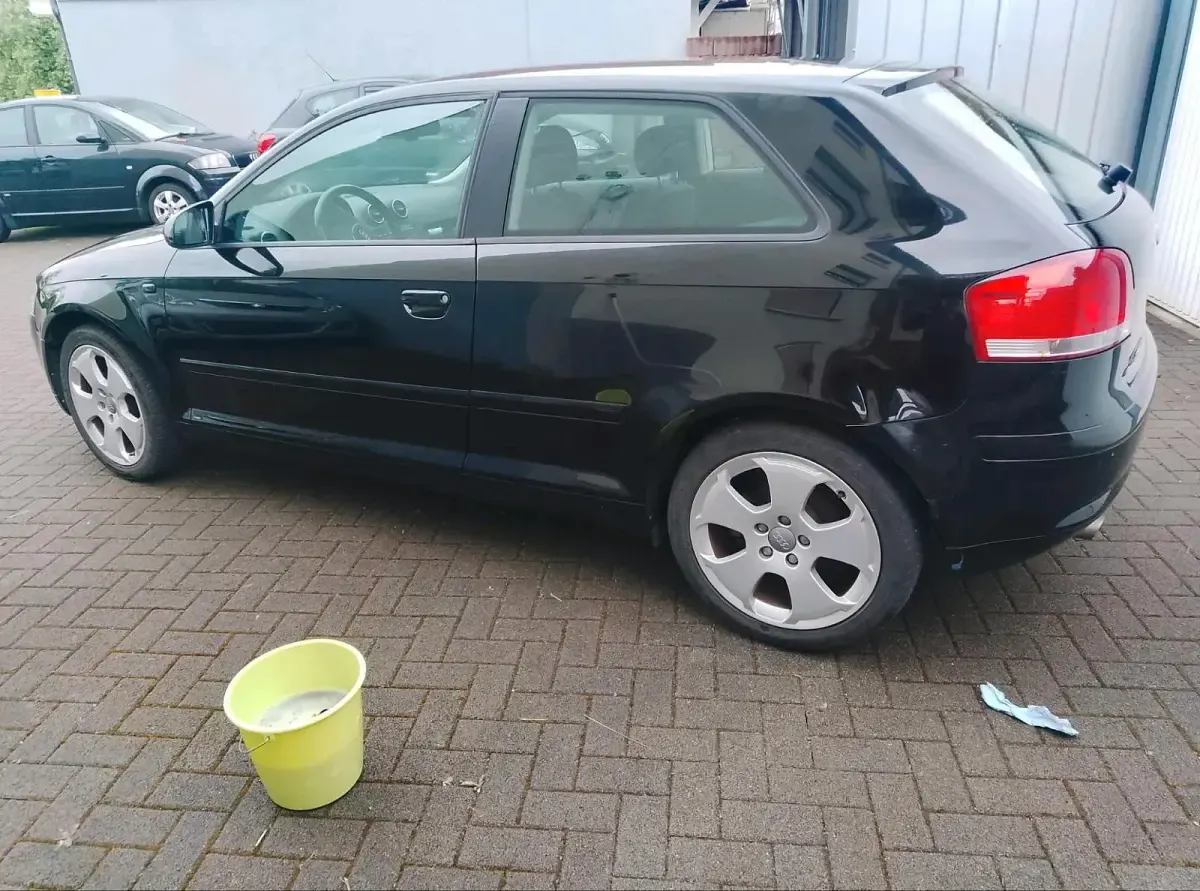 Używany Audi A3 90 KM (66 kW) 2004 Czarny Hatchback