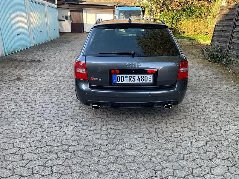 Second-hand Audi RS6 Performance 450 CP (330 kW) 2004 Gri Break