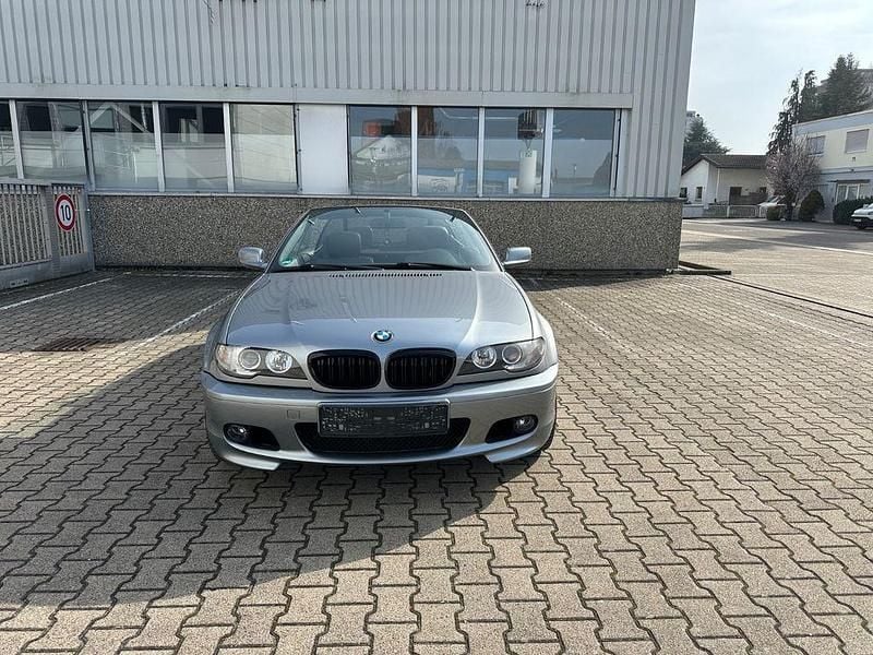Gebraucht BMW 320 Cabriolet 170 PS (125 kW) 2005 Grau Cabrio
