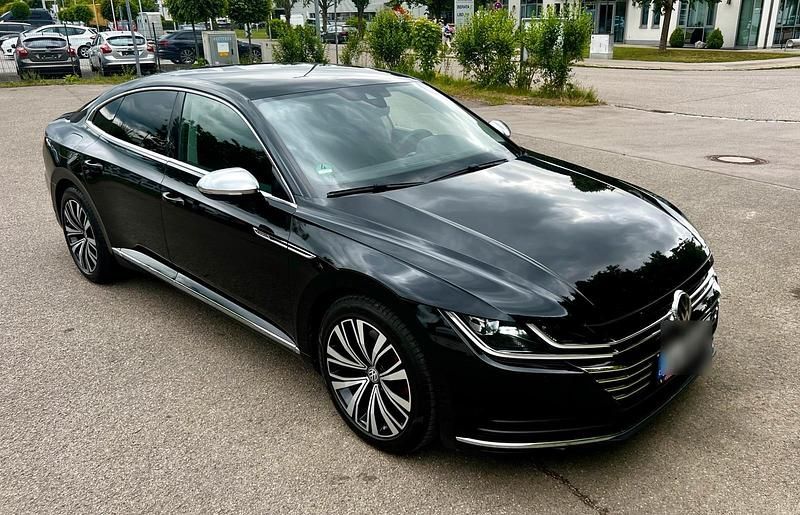 Schwarz Gebraucht 2018 VW Arteon Elegance Limousine | 22.000 € (Guter Preis) - Bild 1/4
