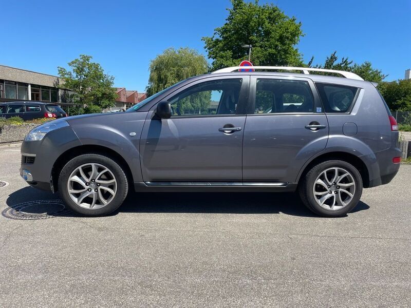 Gebraucht Citroën C-Crosser Tendance 156 PS (114 kW) 2009 Grey metallic SUV